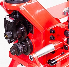 Рабочая зона желобонакаточного станка Brexit BrexGroover E1200-R2 Рабочая зона желобонакаточного станка Brexit BrexGroover E1200-R2